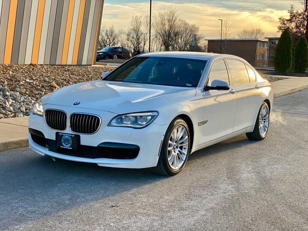 BMW Alpina B7  2015