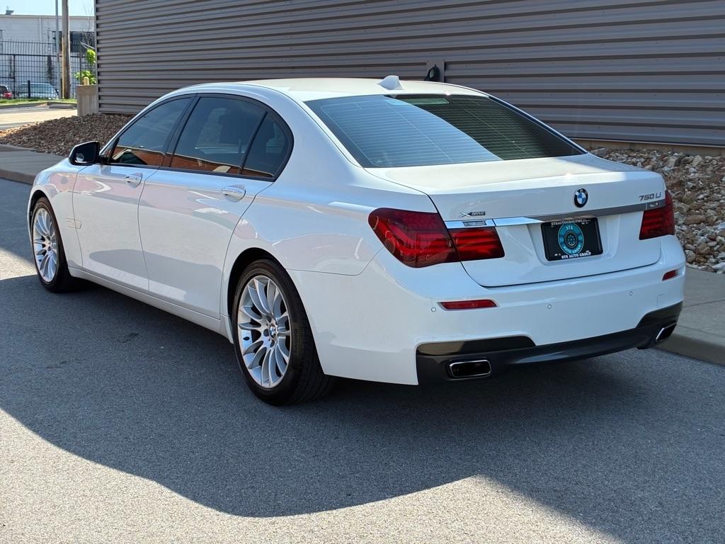 BMW Alpina B7  2015
