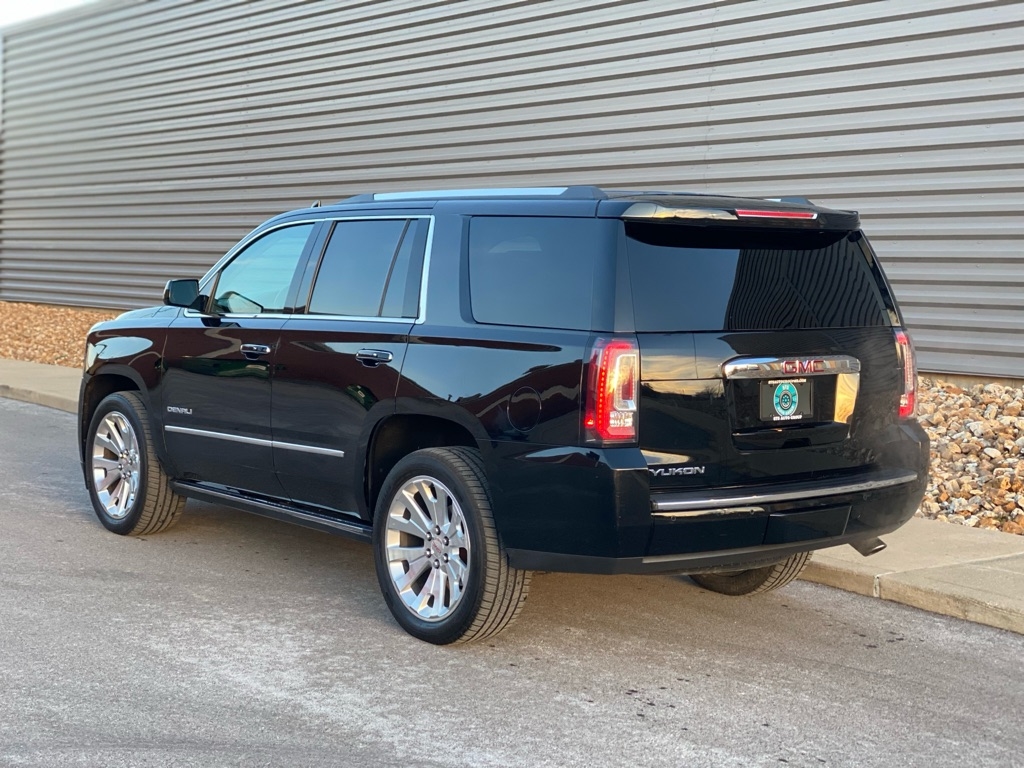 GMC Yukon Denali  2016