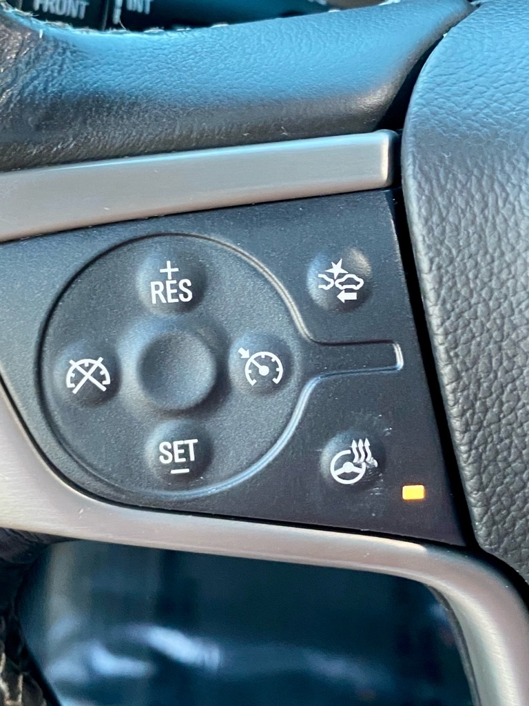 GMC Yukon Denali  2016