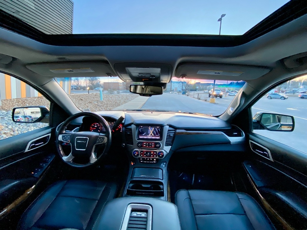 GMC Yukon Denali  2016