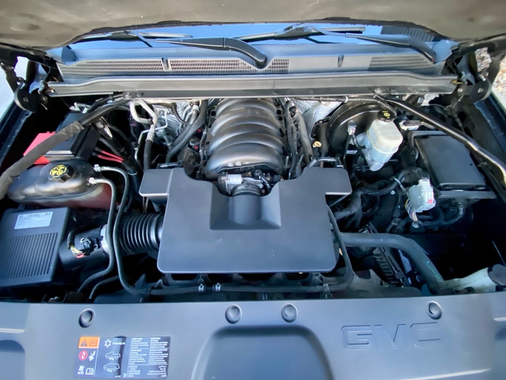 GMC Yukon Denali  2016