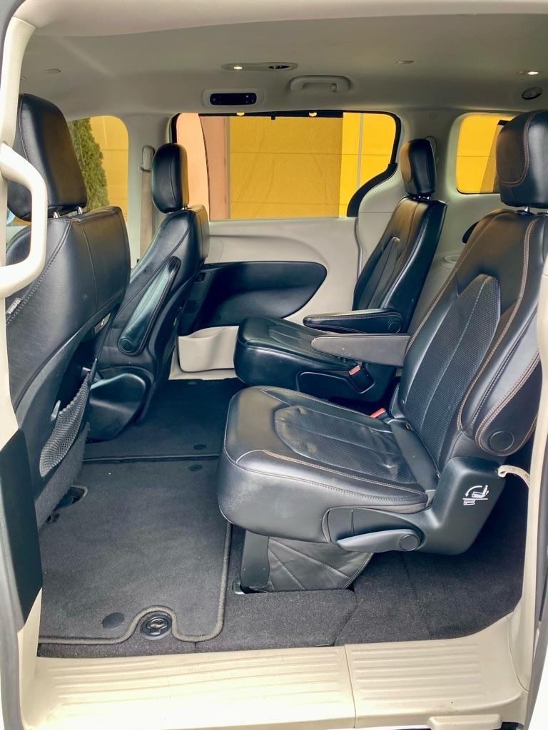 Chrysler Pacifica  2018