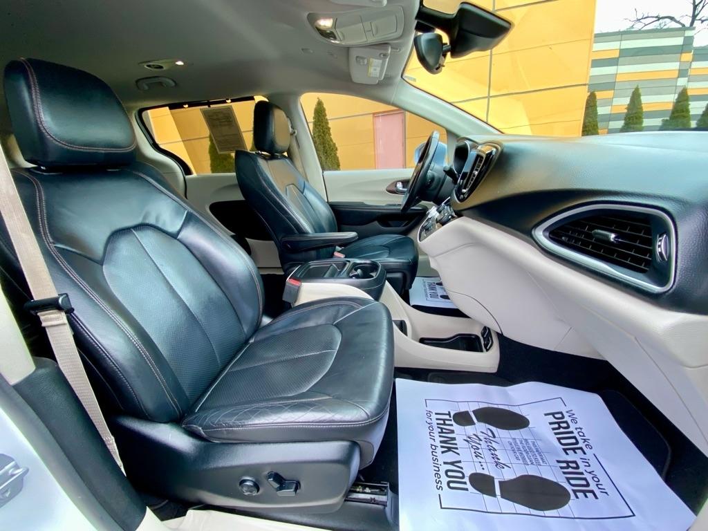 Chrysler Pacifica  2018