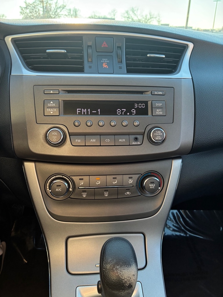 Nissan Sentra  2014