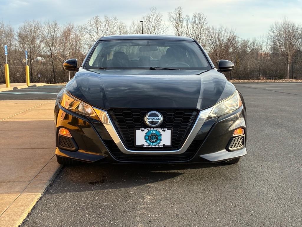 Nissan Altima  2019