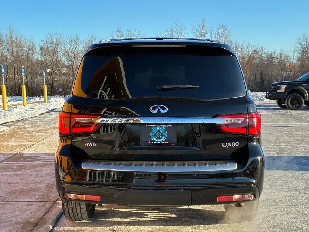 Infiniti QX80  2020