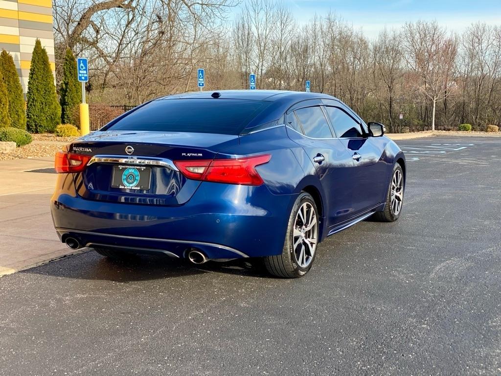 Nissan Maxima  2016