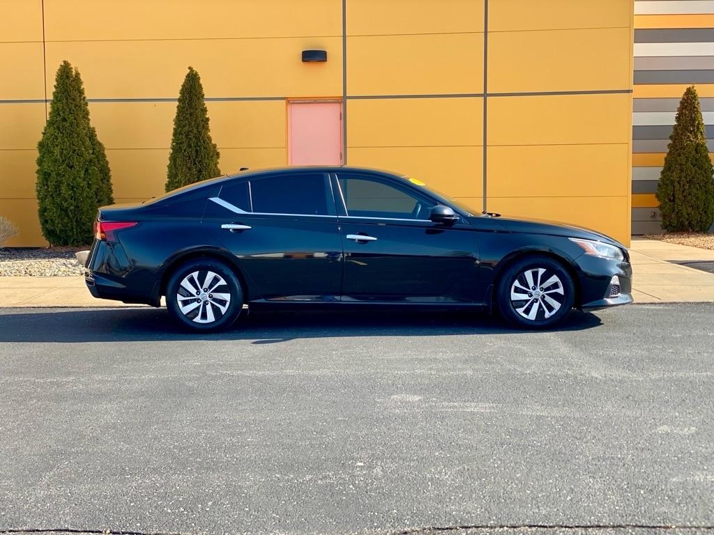 Nissan Altima  2019