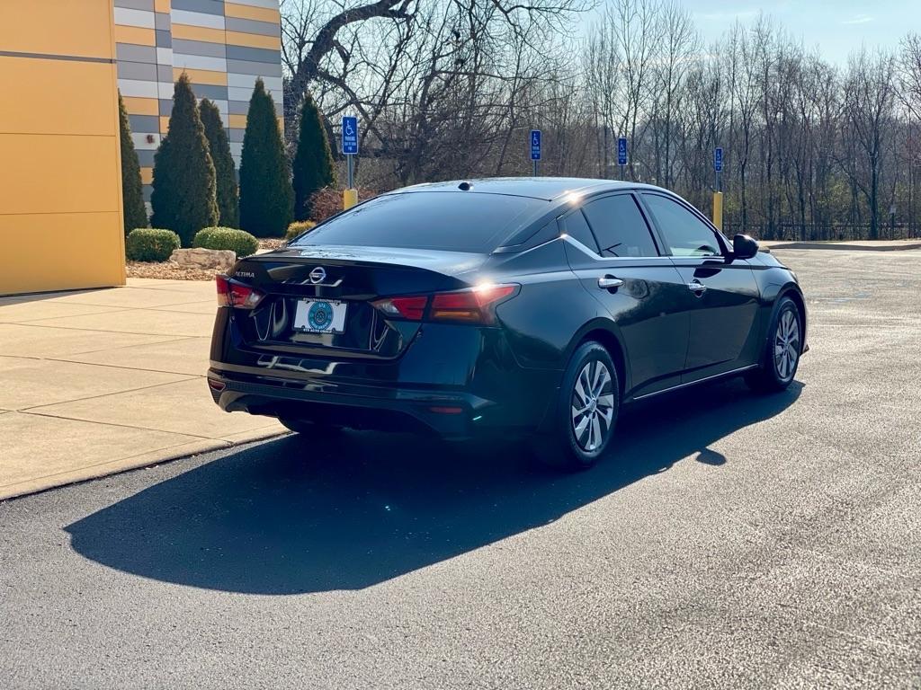 Nissan Altima  2019