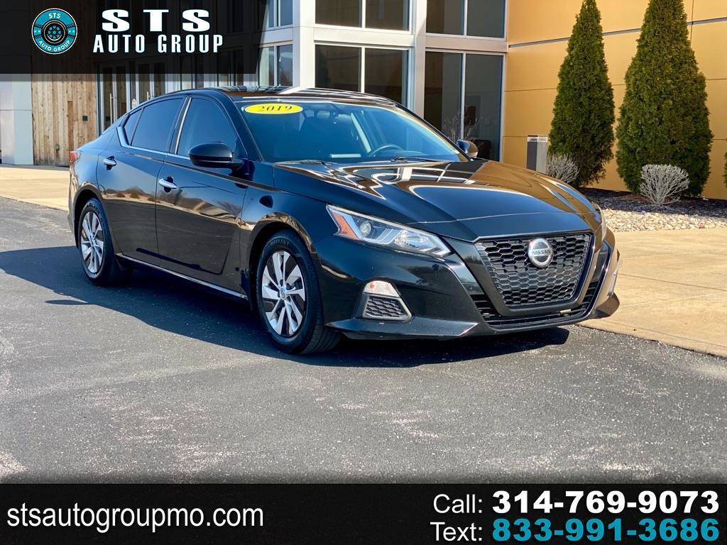 Nissan Altima  2019