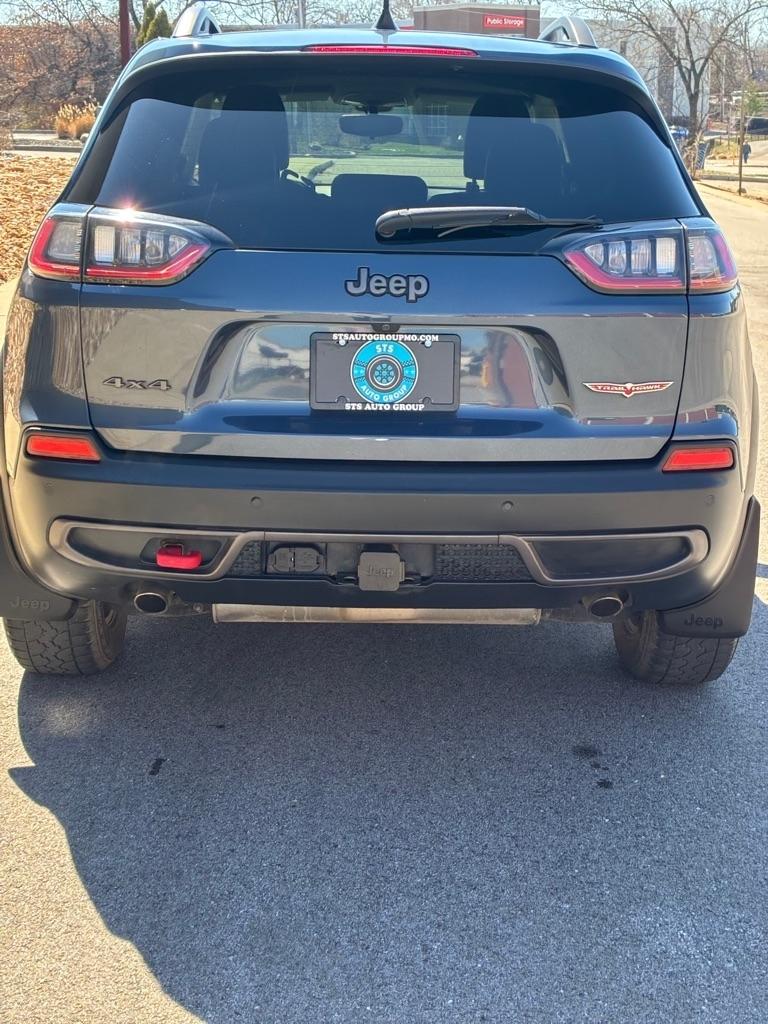 Jeep Cherokee  2019