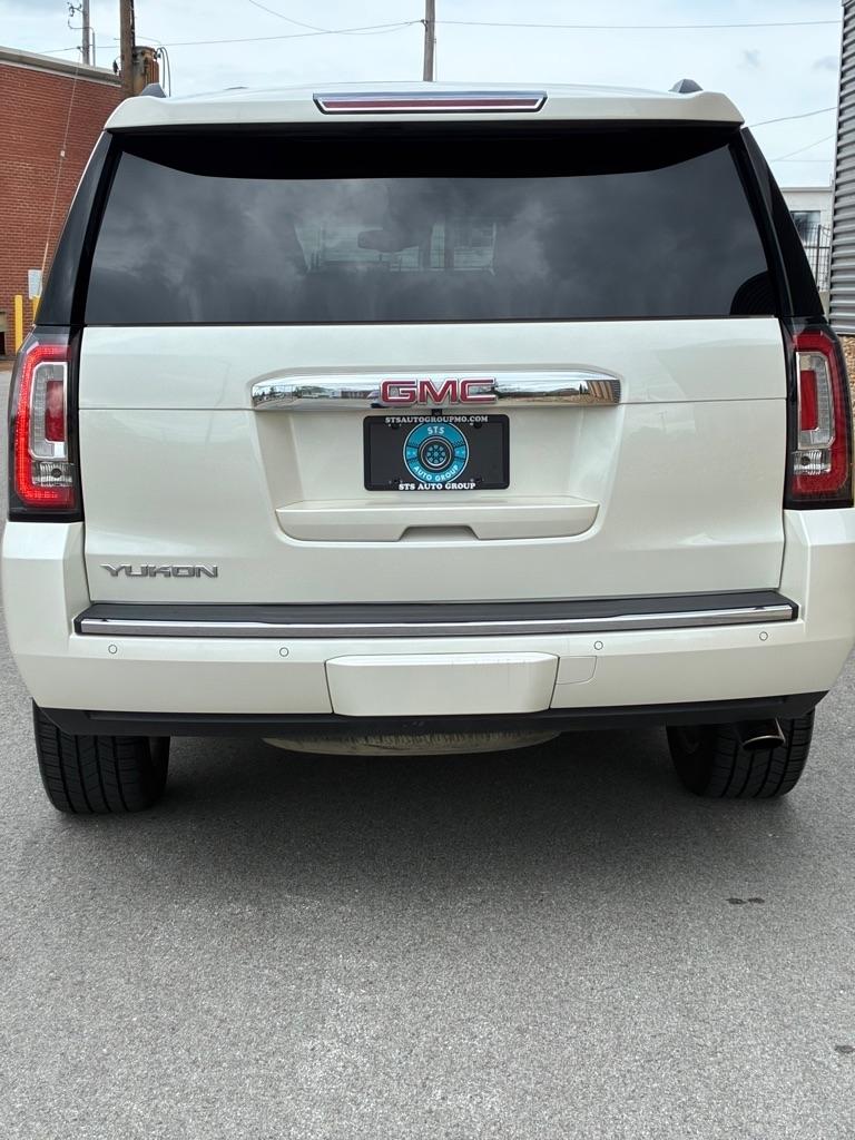 GMC Yukon Denali  2015