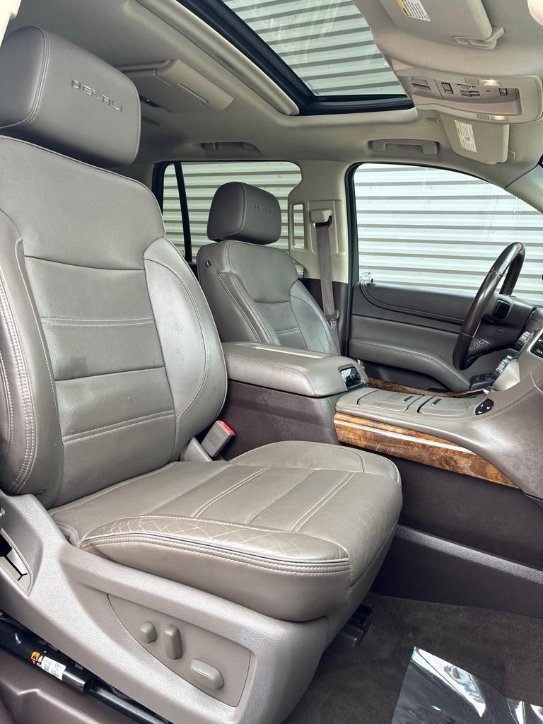 GMC Yukon Denali  2015