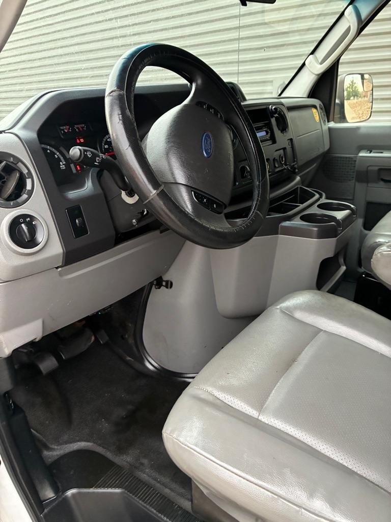 Ford Econoline  2011