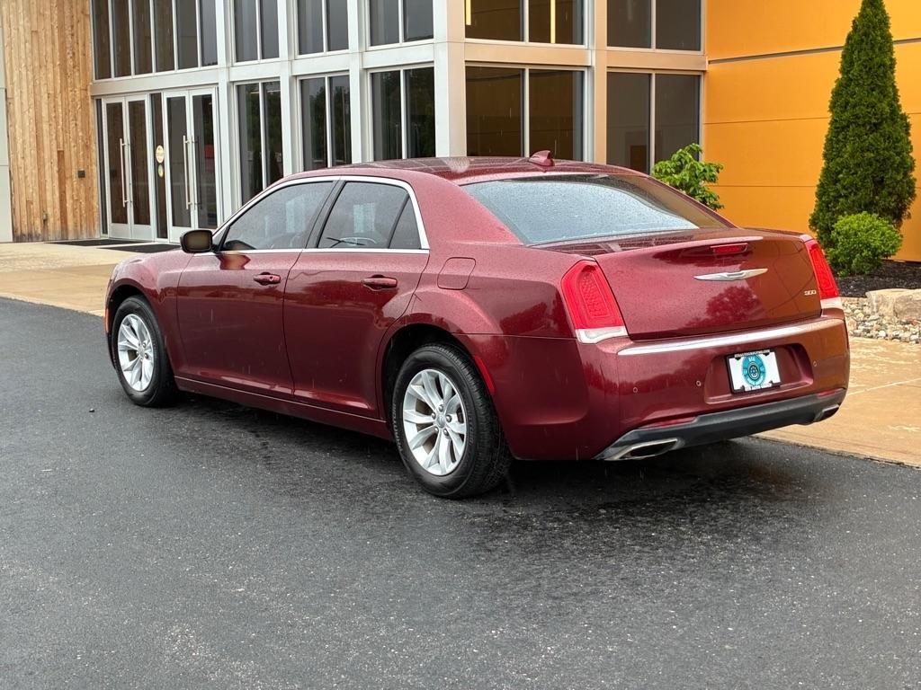 Chrysler 300  2015