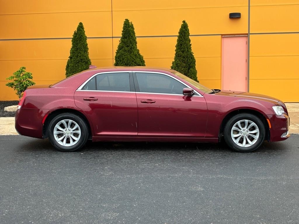 Chrysler 300  2015
