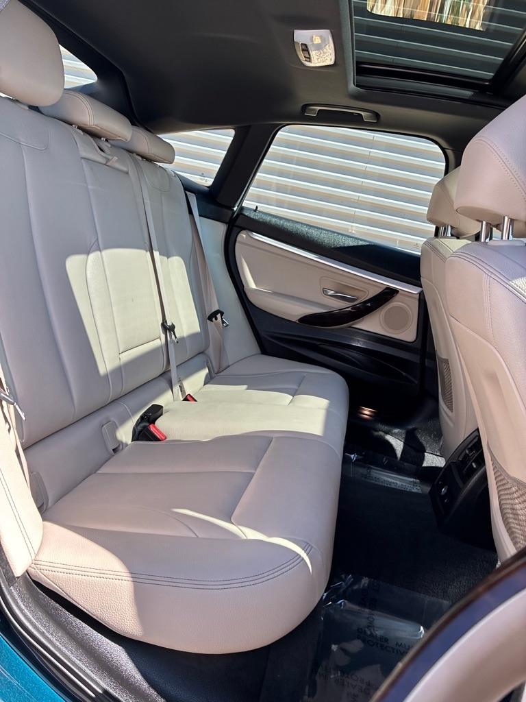 BMW 3 Series  2015