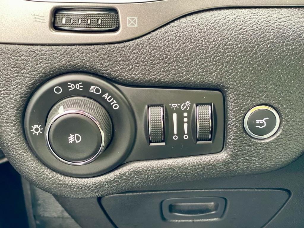 Jeep Cherokee  2019