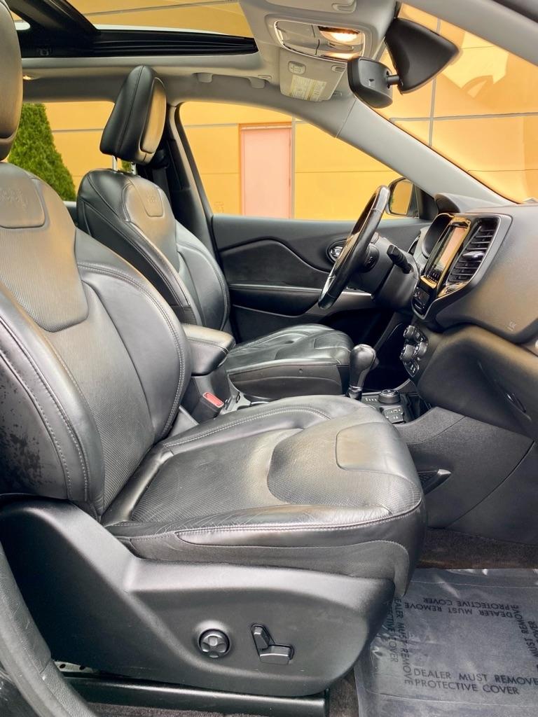 Jeep Cherokee  2019