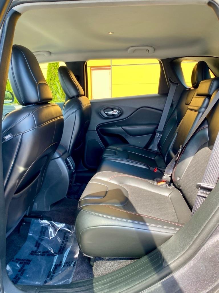 Jeep Cherokee  2019