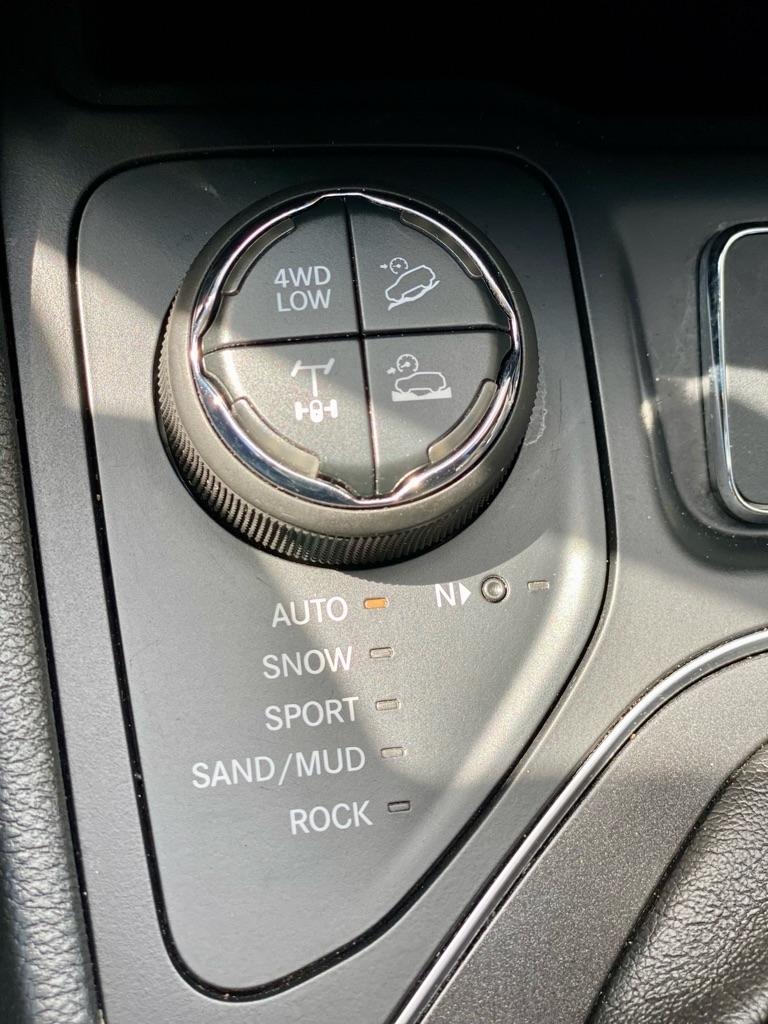 Jeep Cherokee  2019