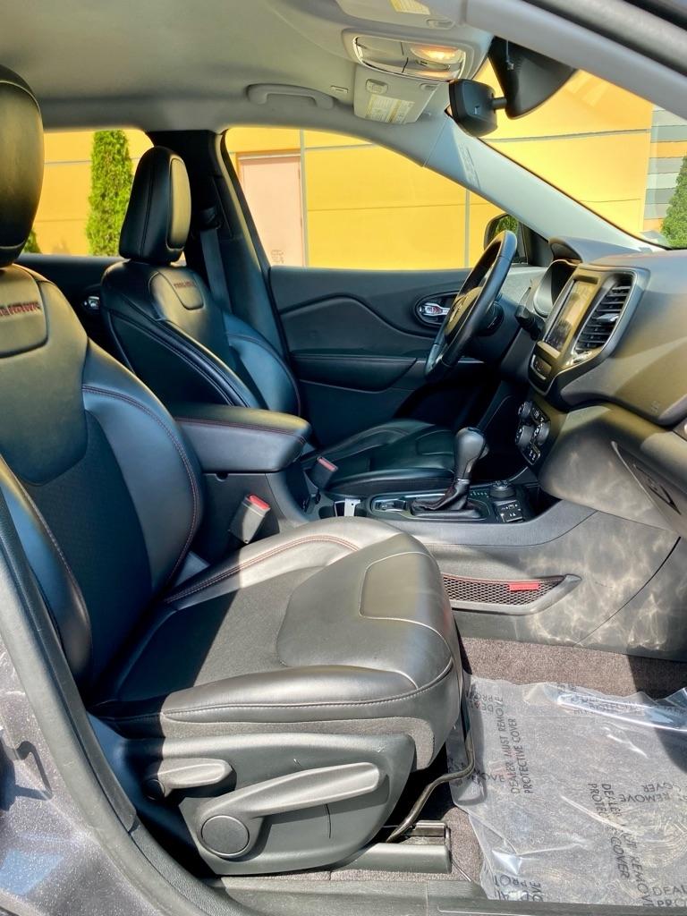 Jeep Cherokee  2019
