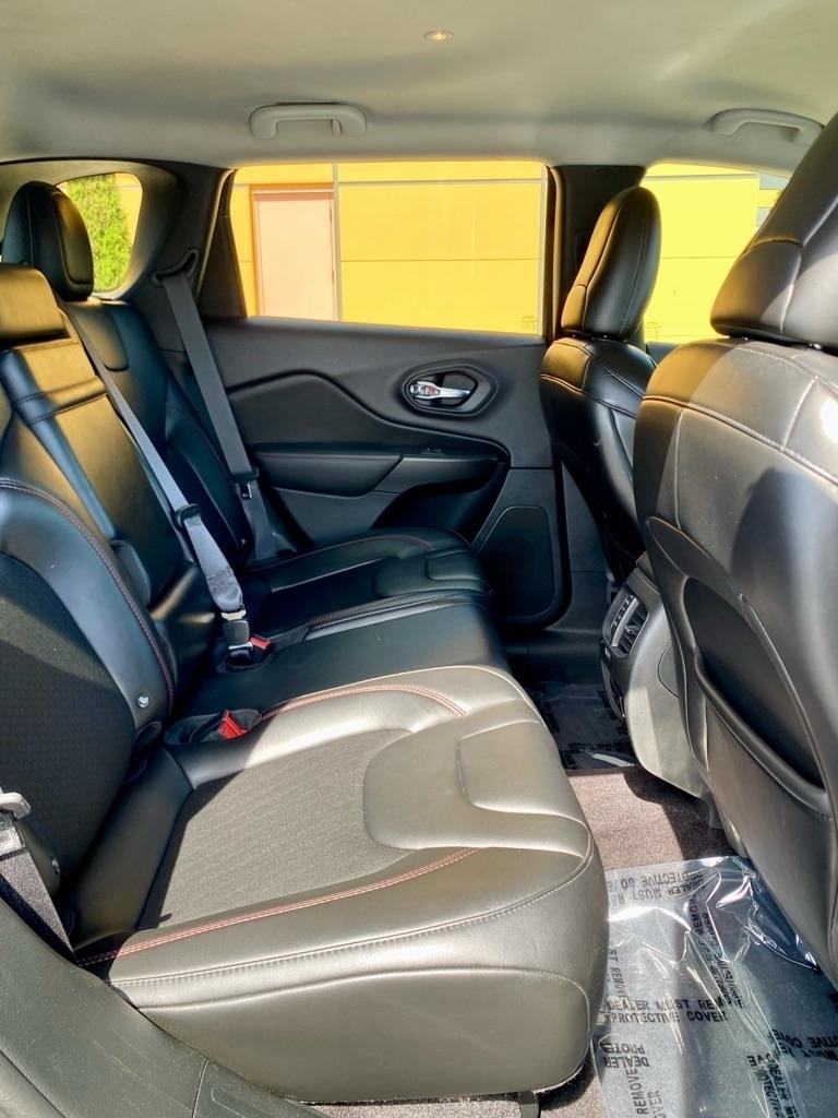 Jeep Cherokee  2019
