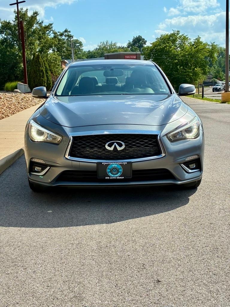 Infiniti Q50  2018