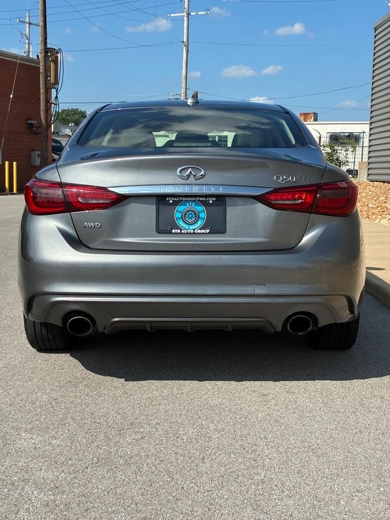Infiniti Q50  2018