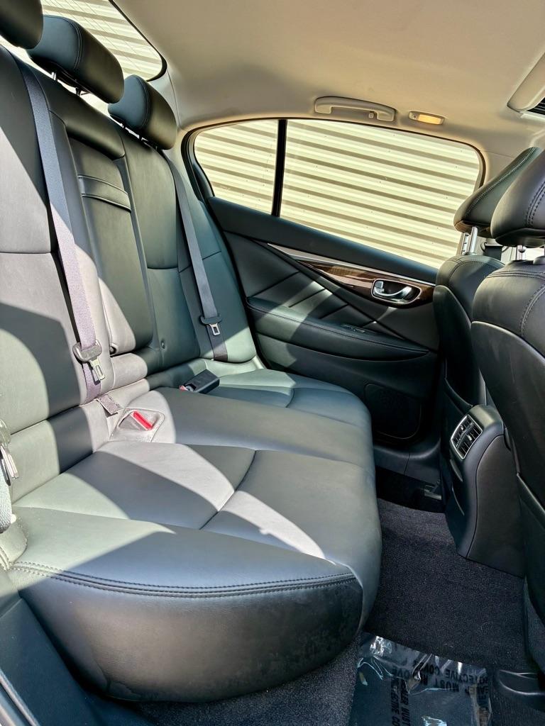 Infiniti Q50  2018