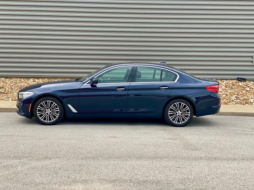 BMW 5 Series  2018