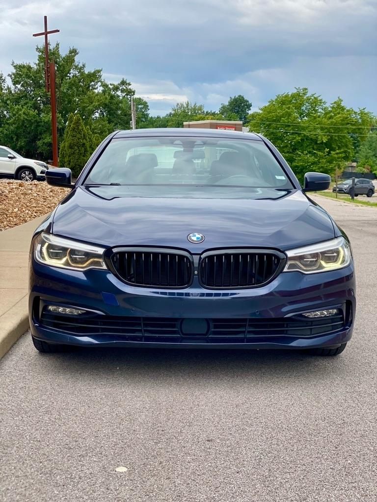 BMW 5 Series  2018