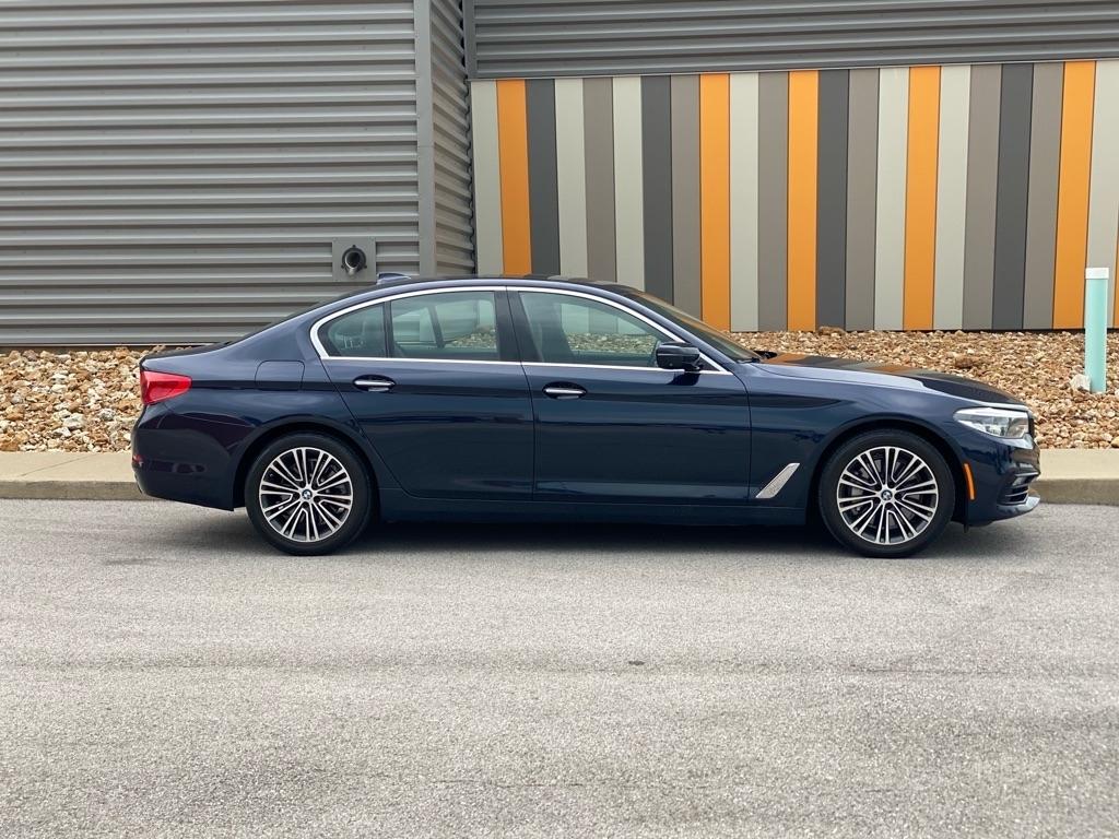 BMW 5 Series  2018