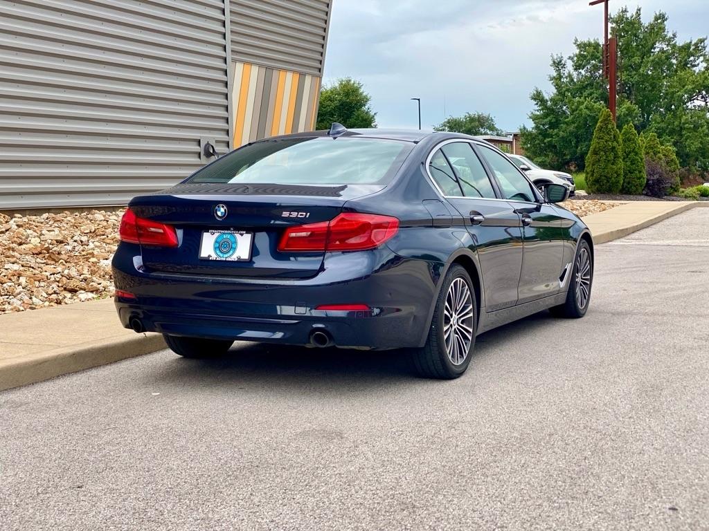 BMW 5 Series  2018
