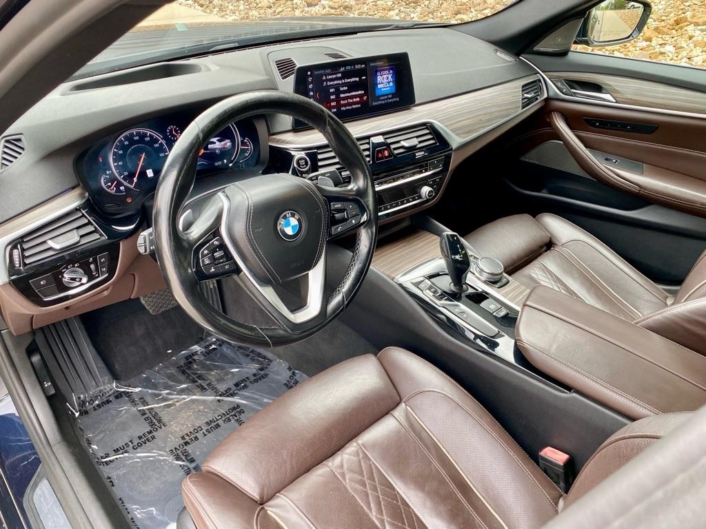 BMW 5 Series  2018