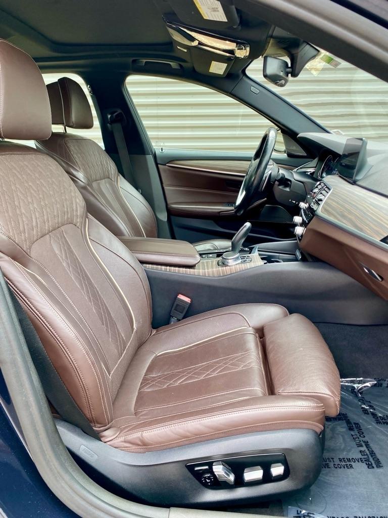 BMW 5 Series  2018