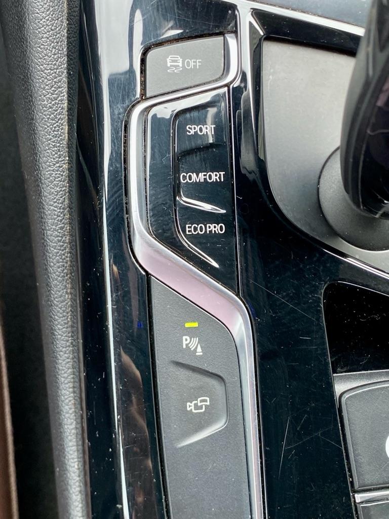 BMW 5 Series  2018