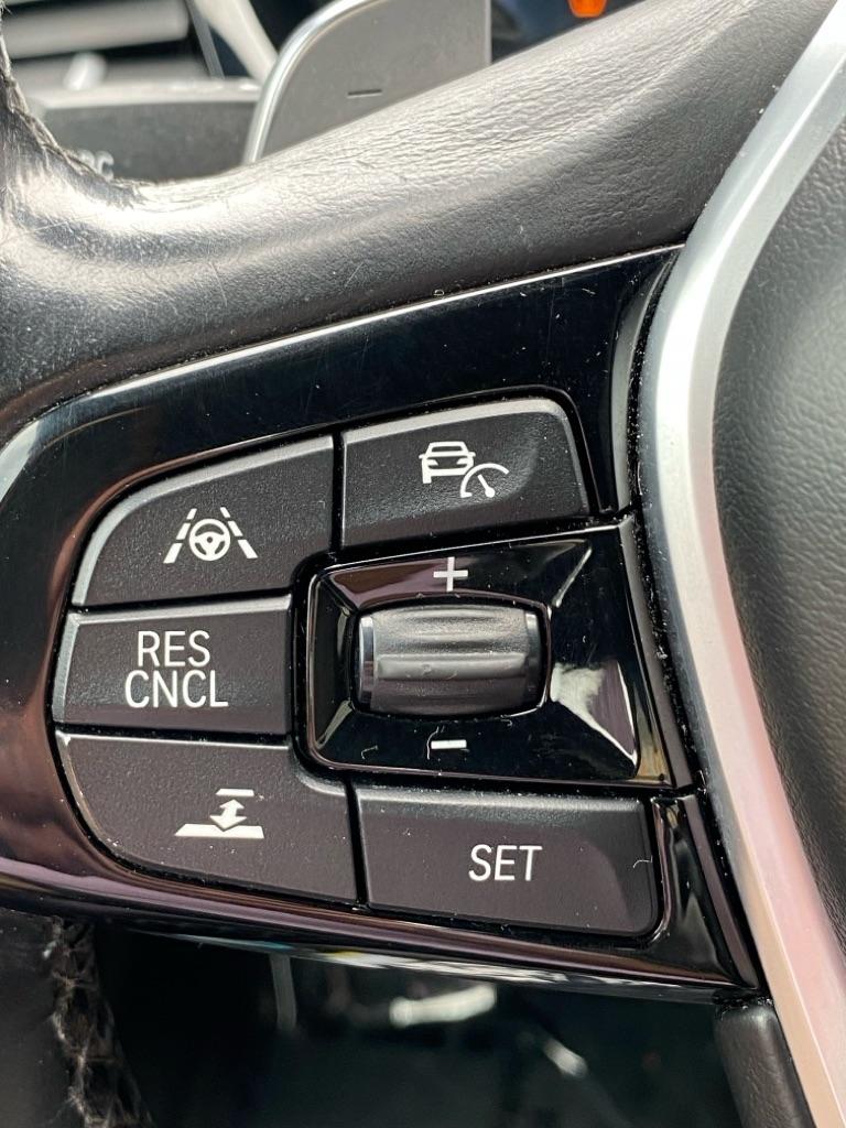 BMW 5 Series  2018