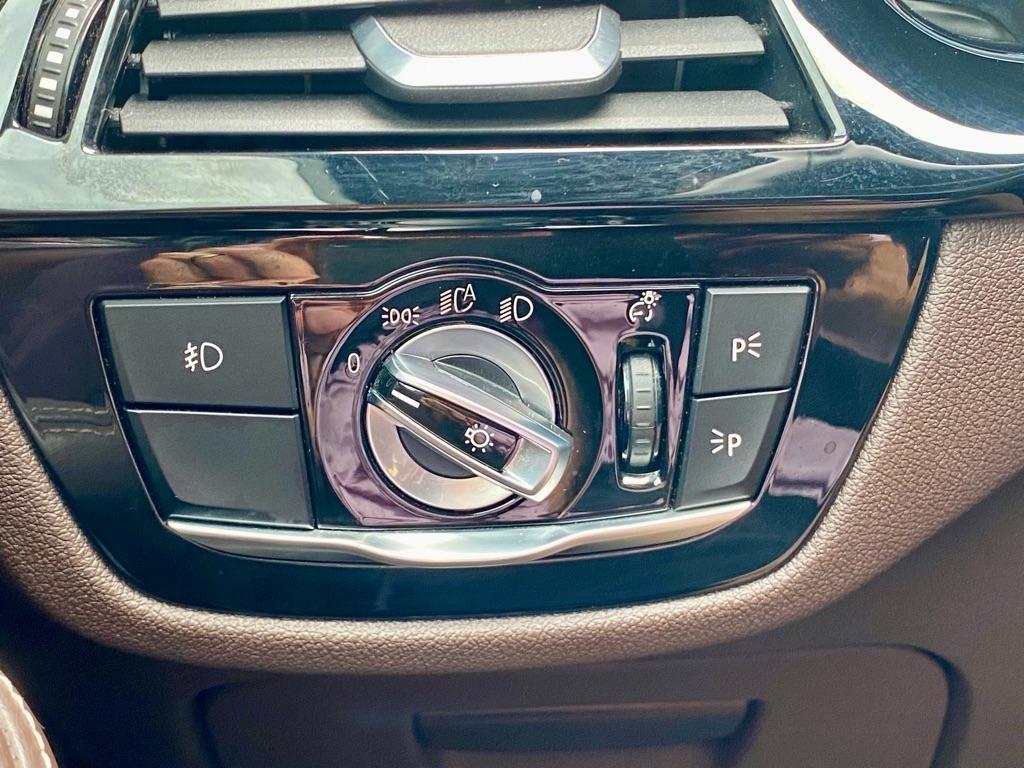 BMW 5 Series  2018