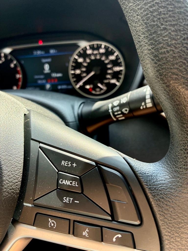 Nissan Altima  2024