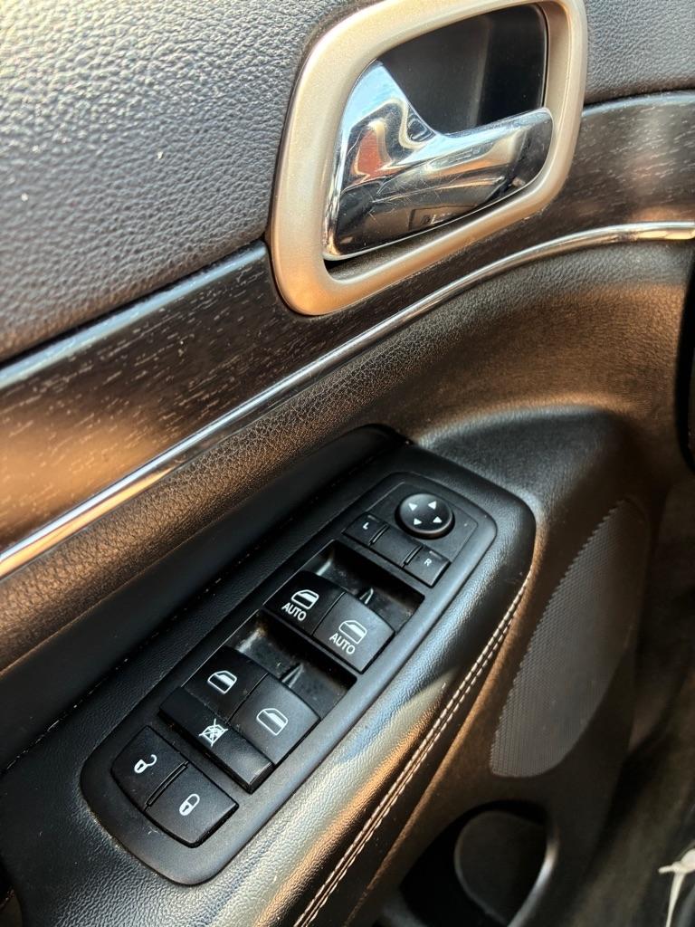 Jeep Grand Cherokee  2014