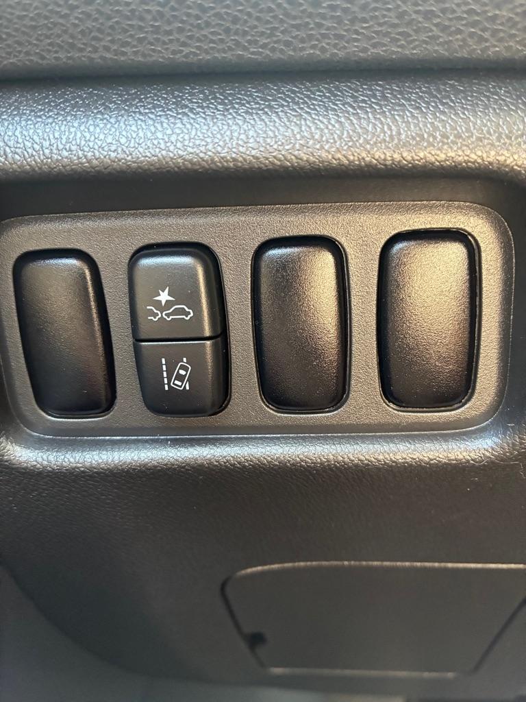 Mitsubishi Outlander Sport  2021