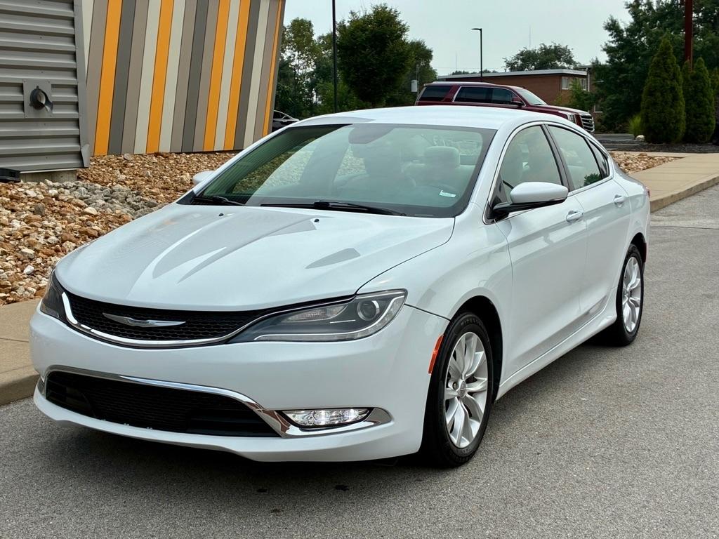 Chrysler 200  2015