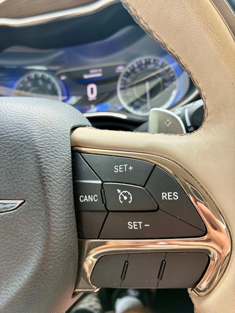 Chrysler 200  2015