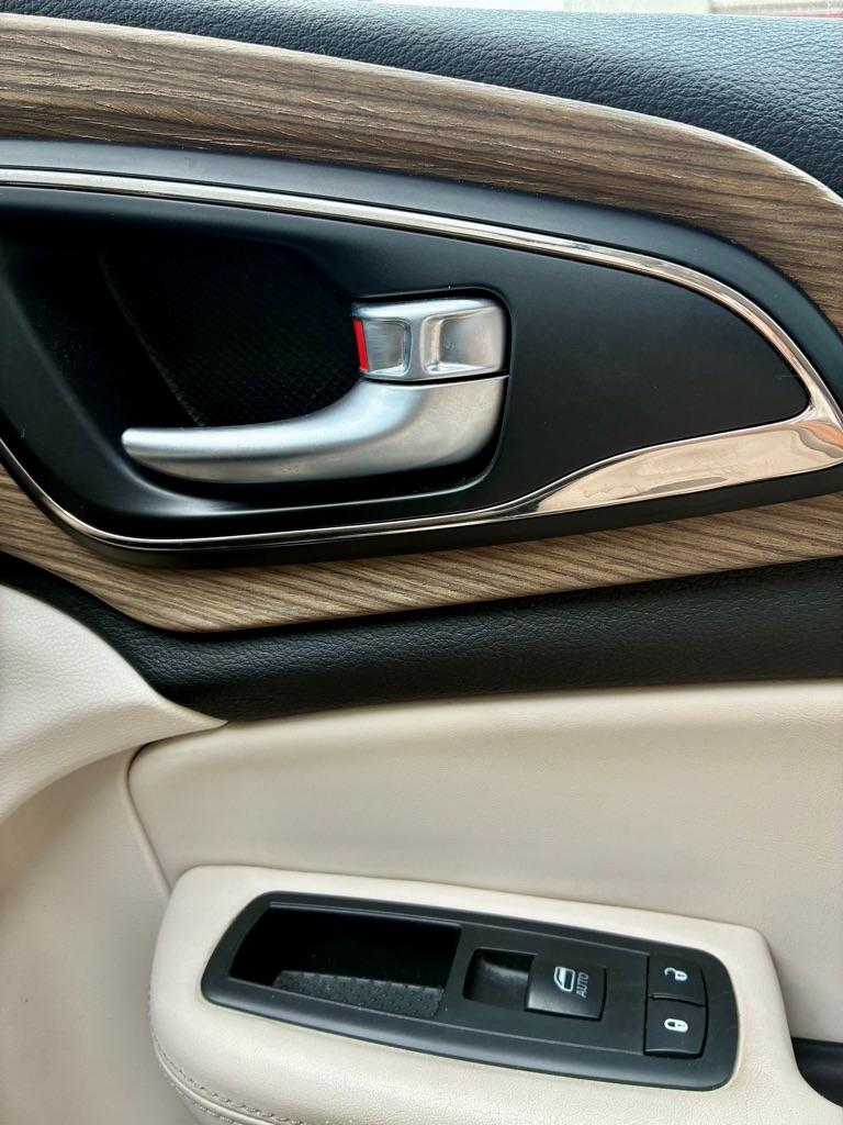 Chrysler 200  2015