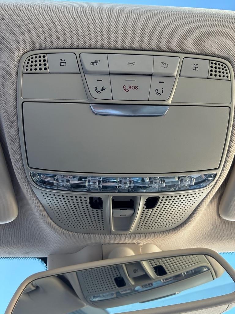 Mercedes-Benz C-Class  2017