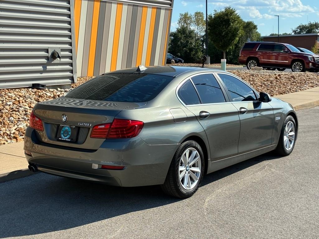 BMW 5-Series  2014