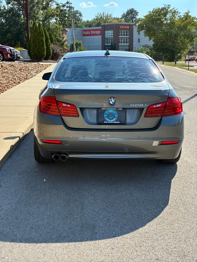 BMW 5-Series  2014