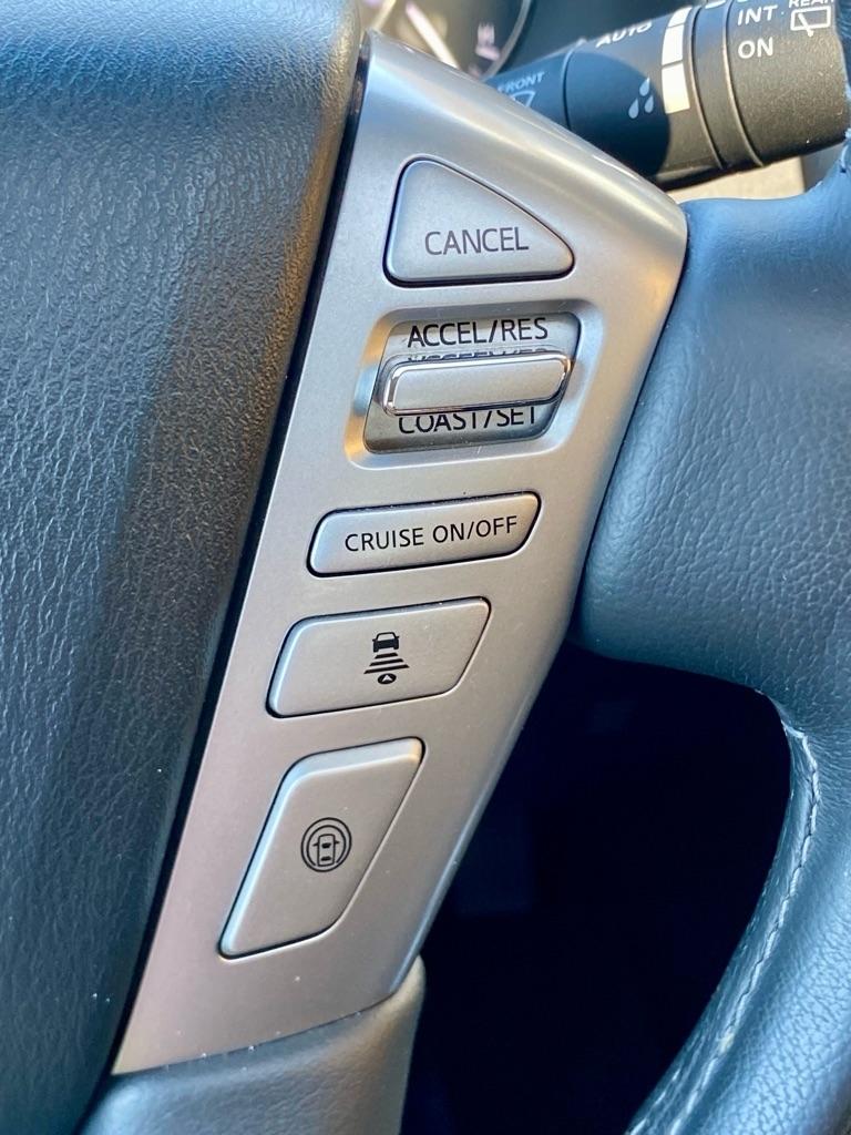 Infiniti QX80  2017
